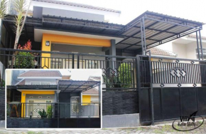 Villa Rafif Batu - Four Bedroom